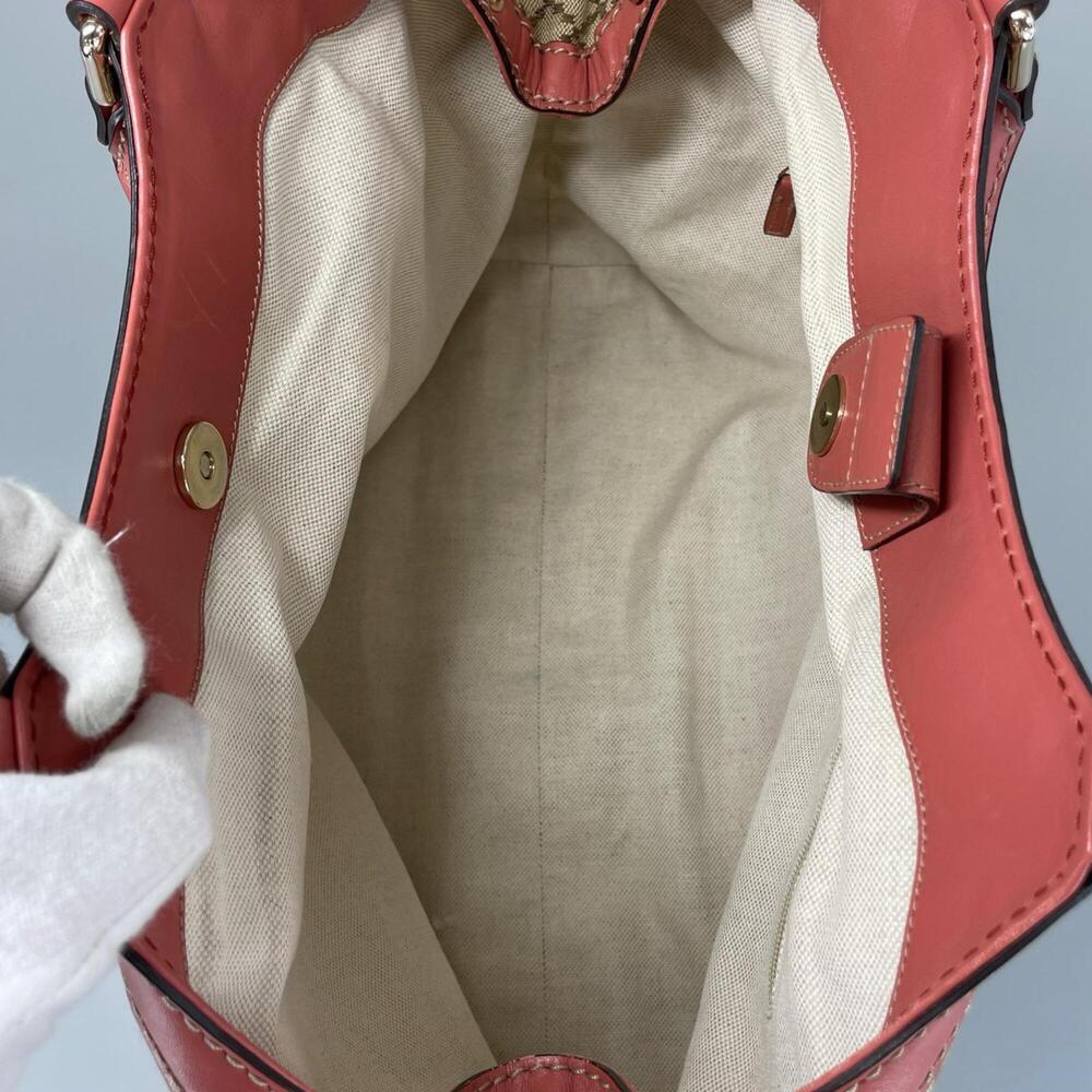 GUCCI Cream Leather Bag - Picture 9 of 16